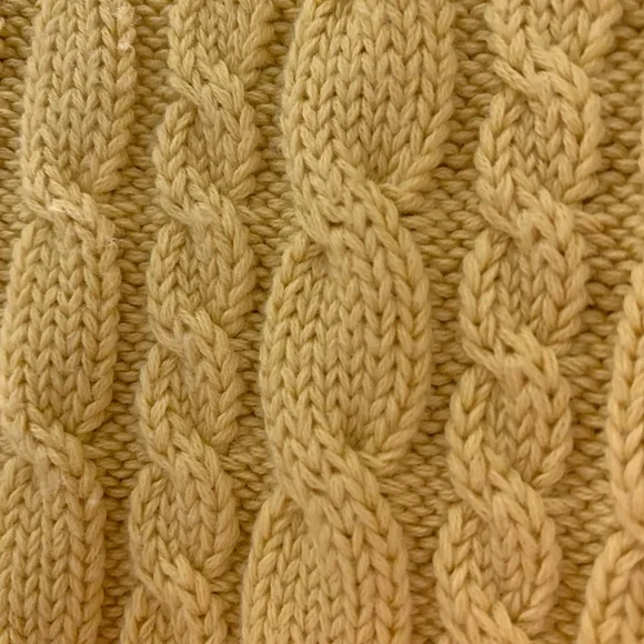 Gap yellow cable knit sweater. cotton /slight stretch size L TTS - Picture 3 of 3